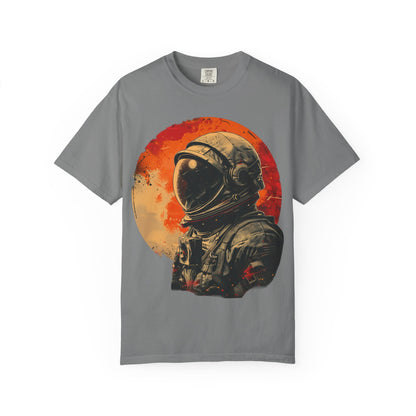 Astronaut Retro Moon T-Shirt — Vintage Space Helmet Graphic Tee